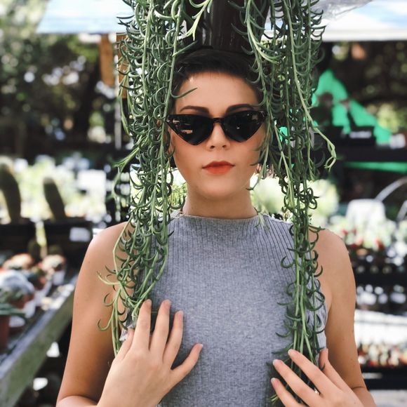 Meet your Posher, Nikaela - Picture 1 of 1